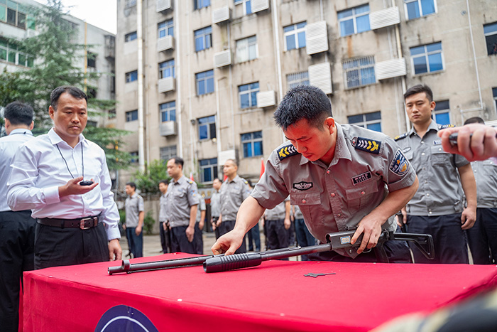 槍支分解及實(shí)彈射擊賽